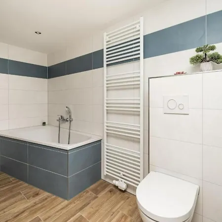 Alma 펜션 지로우