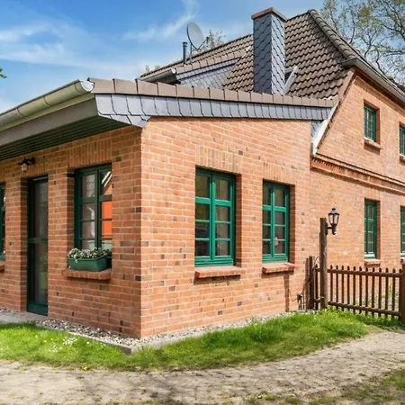 Alma Holiday home Zierow